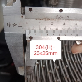 Sản Xuất Lưới Chuồng Gà Giá Sỉ Phù Hợp Cho Nông Trại 